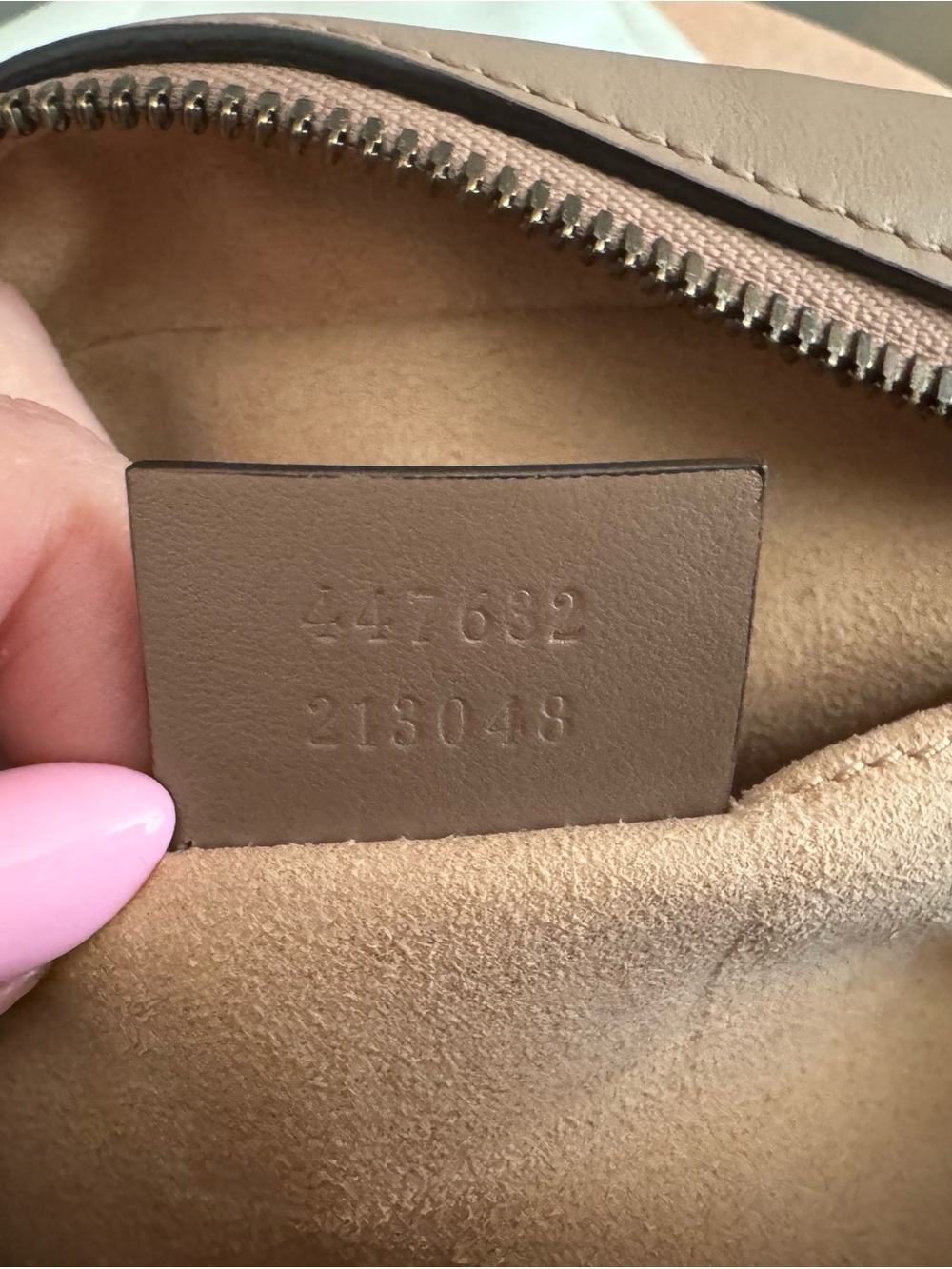Gucci Matelassé Leather Crossbody Bag - Taupe/Dusty Rose with Gold Hardware - Picture 6 of 6